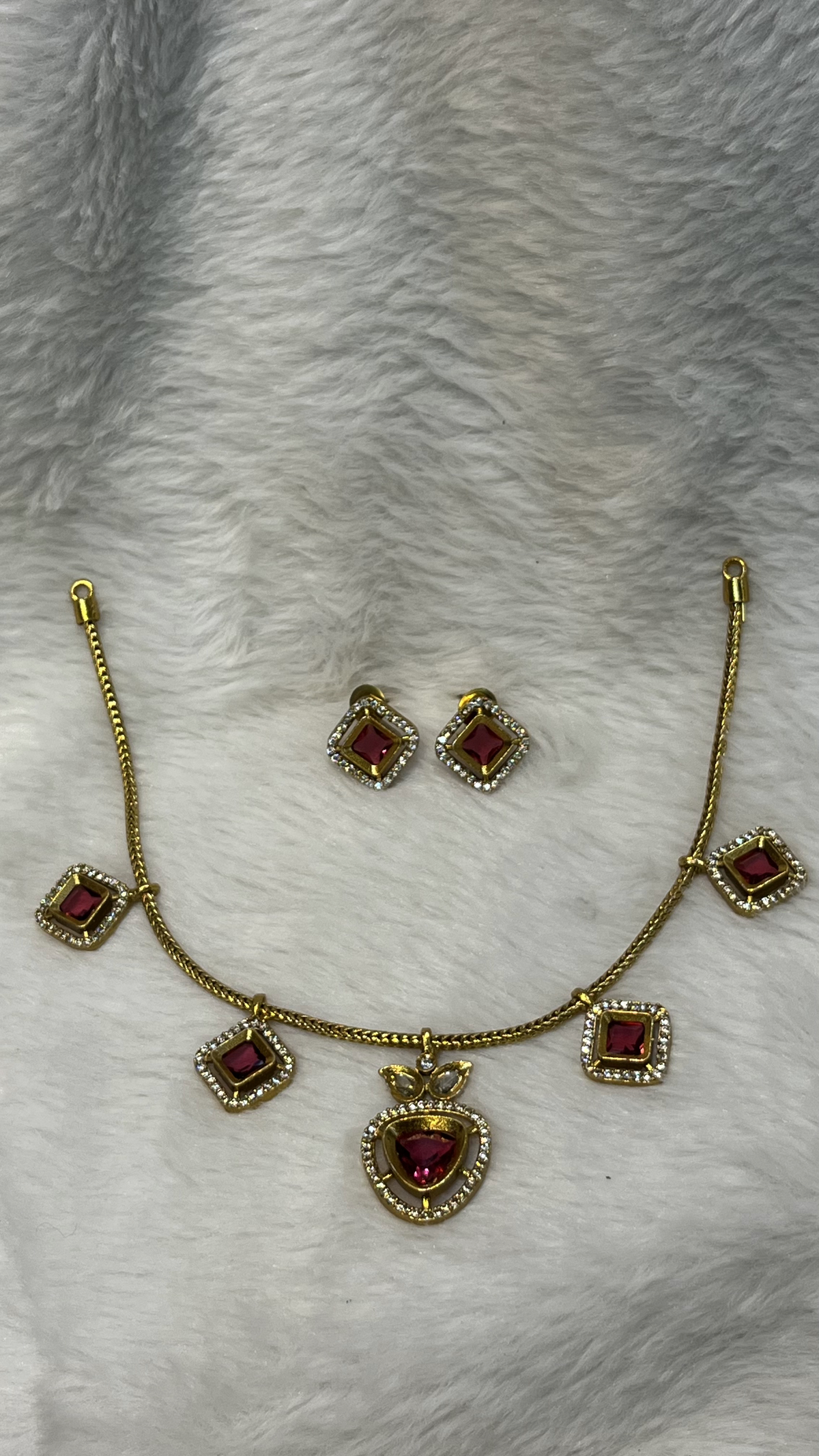 Gold-Tone Chain with Deep Red Square Stone Charms Set