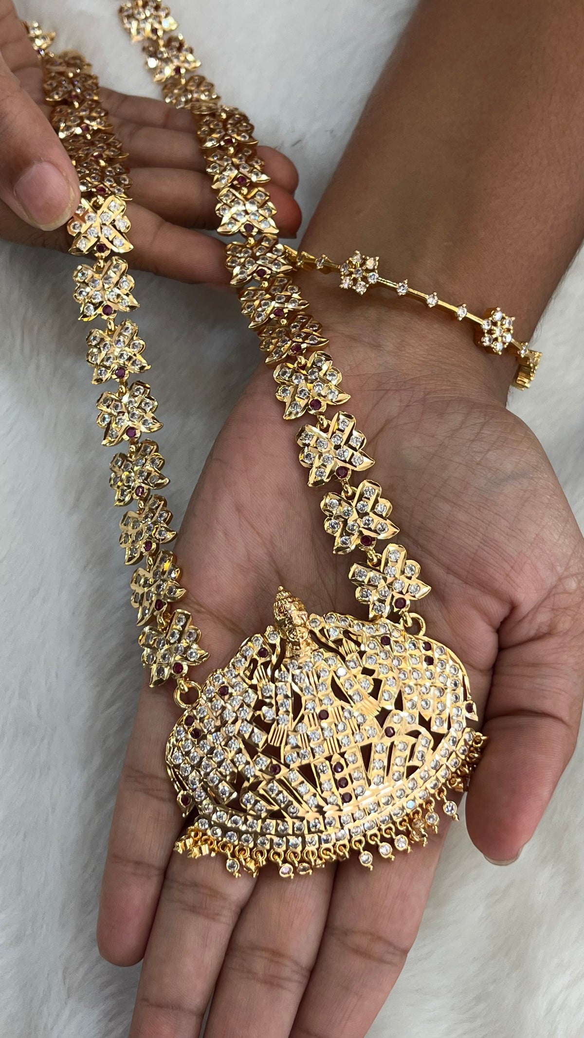 Vintage Style Haram
