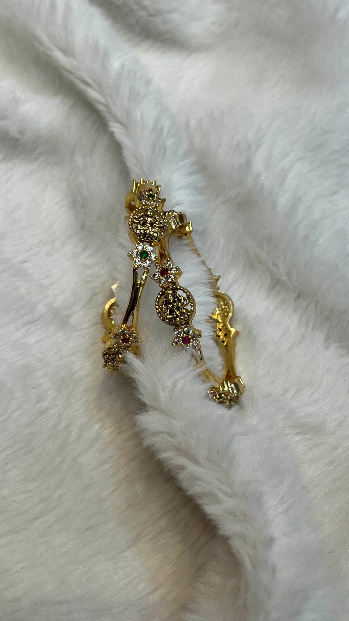 KIDS ANTIQUE BANGLES