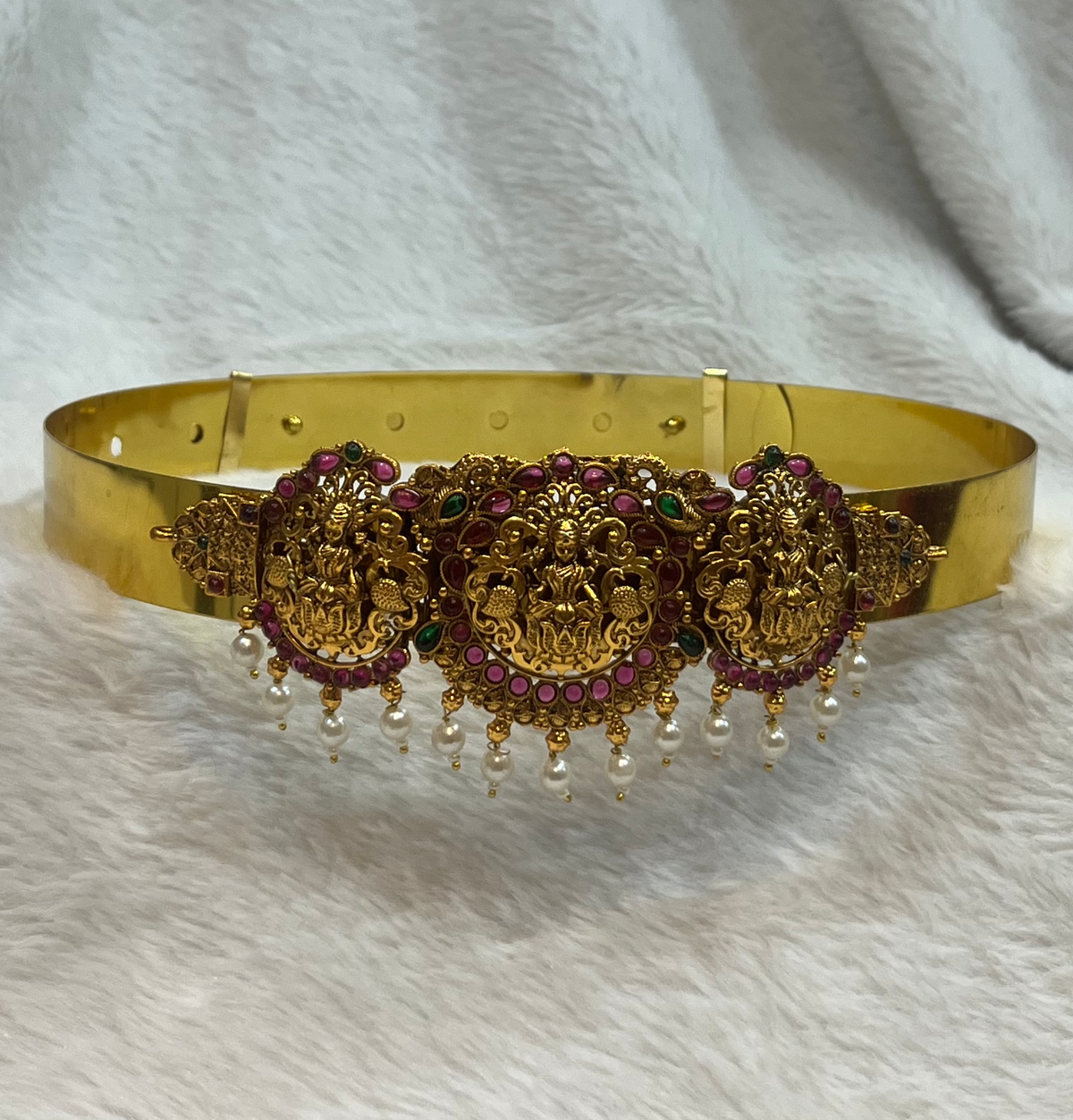 Tri-Lakshmi Antique Vadanam