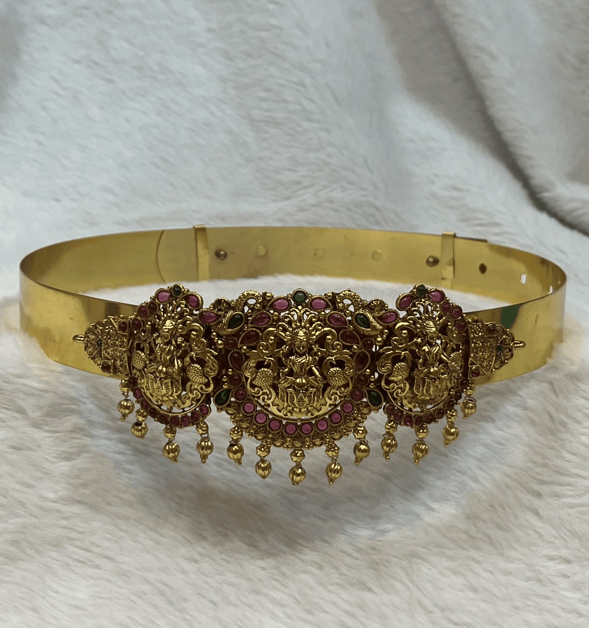 Tri-Lakshmi Antique Vadanam