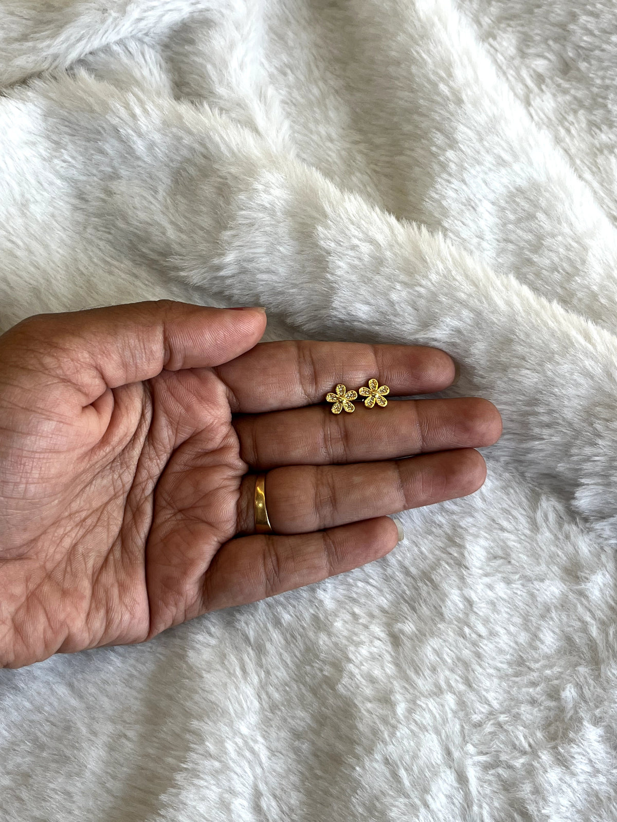 Sparkling Blossom Studs
